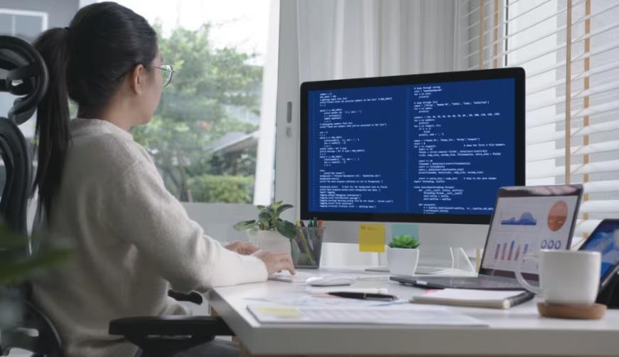 柳城县企业数字化解决方案:机器学习赋能商业模式升级的核心路径